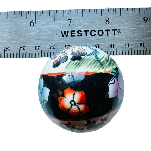 Hand-Painted Satsuma Porcelain Decorative Asian-Themed Egg With Floral & Village - Picture 7 of 9